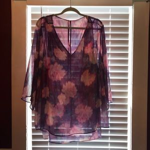 Women’s plus size blouse with angel like arms
